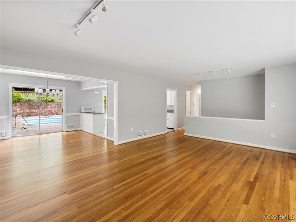 4232 Hickory Road Richmond, VA 23235 - Photo 7 of 24 Gallery Image 7