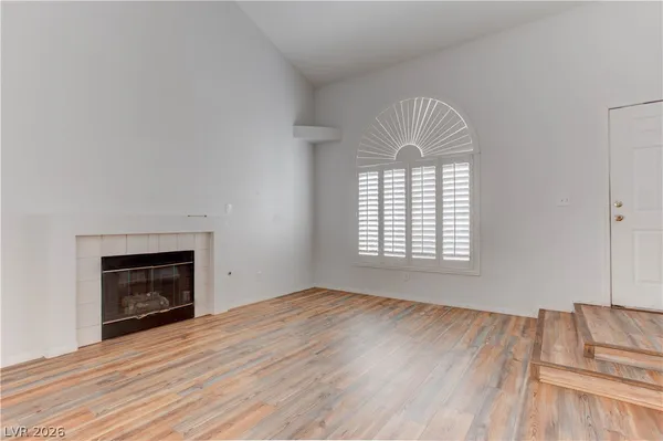 $325,000 | 690 Ambling Gait Avenue, Henderson, NV 89015