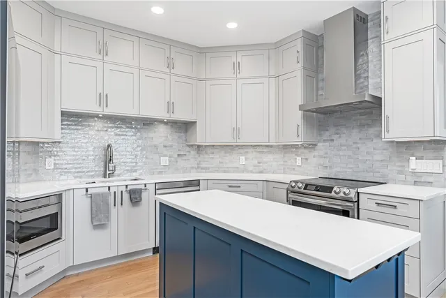 $1,495,000 | 200 Arboretum Lane, Bristol, RI 02809