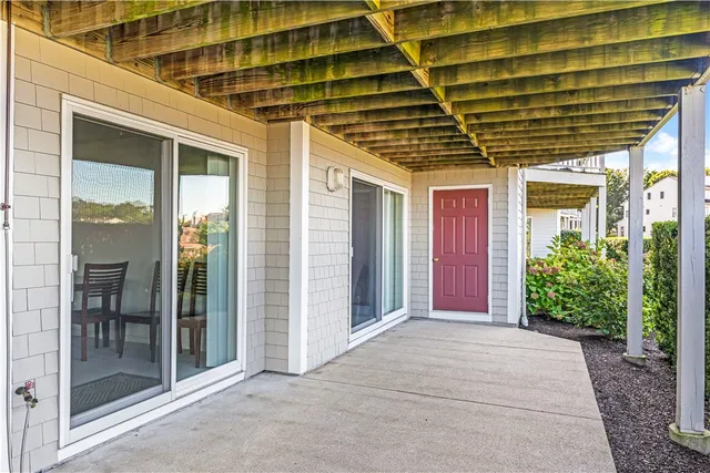 $1,495,000 | 200 Arboretum Lane, Bristol, RI 02809