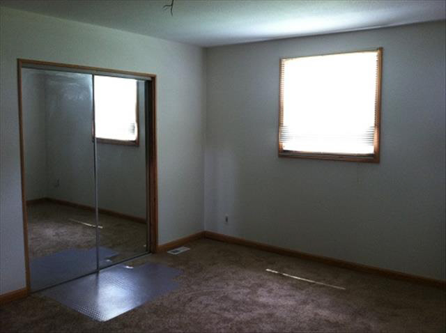 1307 Samaria Road Temperance, MI 48182 - Photo 4 of 13 20413108-3.JPG