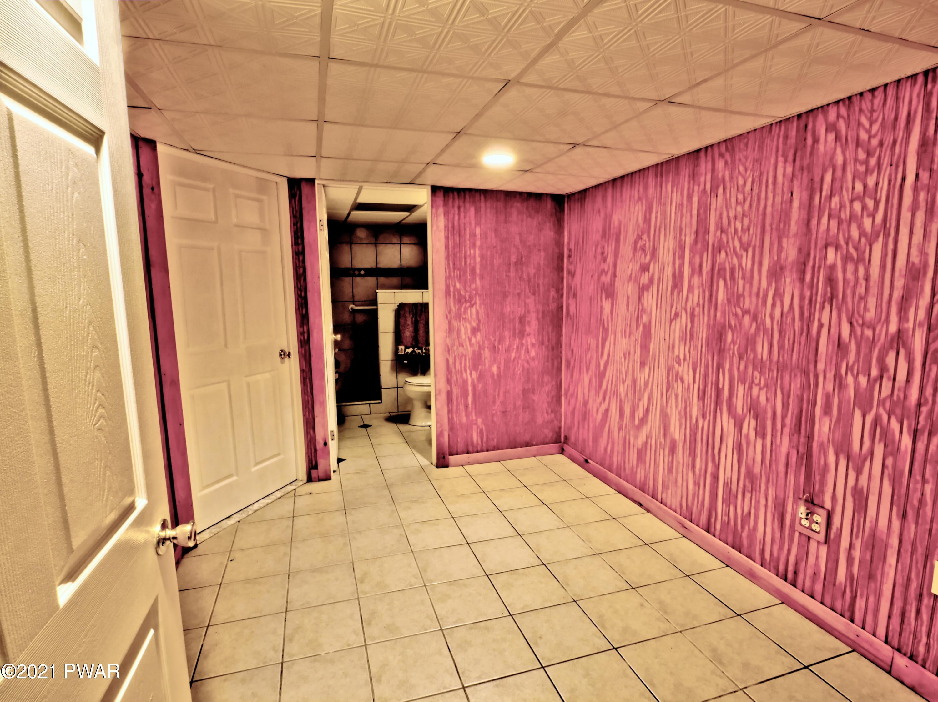 112 Lake View Road Greentown, PA 18426 - Photo 46 of 63