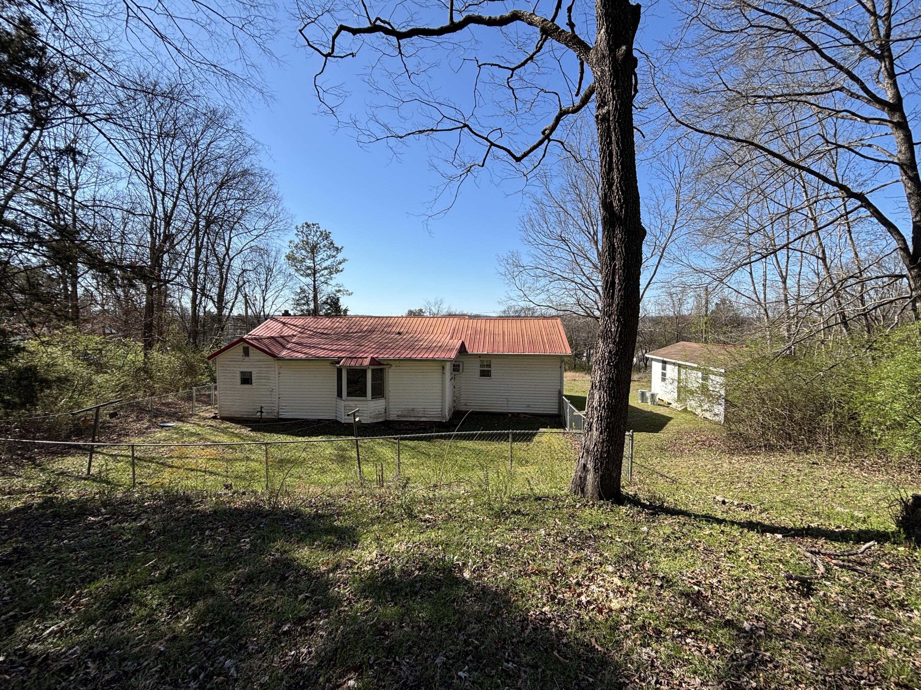 3829 Georgetown Road Northwest Cleveland, TN 37312 - Photo 2 of 22 IMG_3639