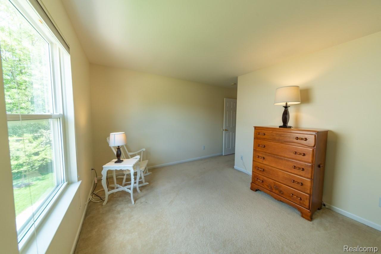 2785 Long Meadow Lane Rochester, MI 48307 - Photo 36 of 55 lo32.jpg