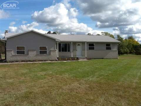 5460 Johnson Road Flushing, MI 48433 - Photo 1 of 8 20422740.JPG