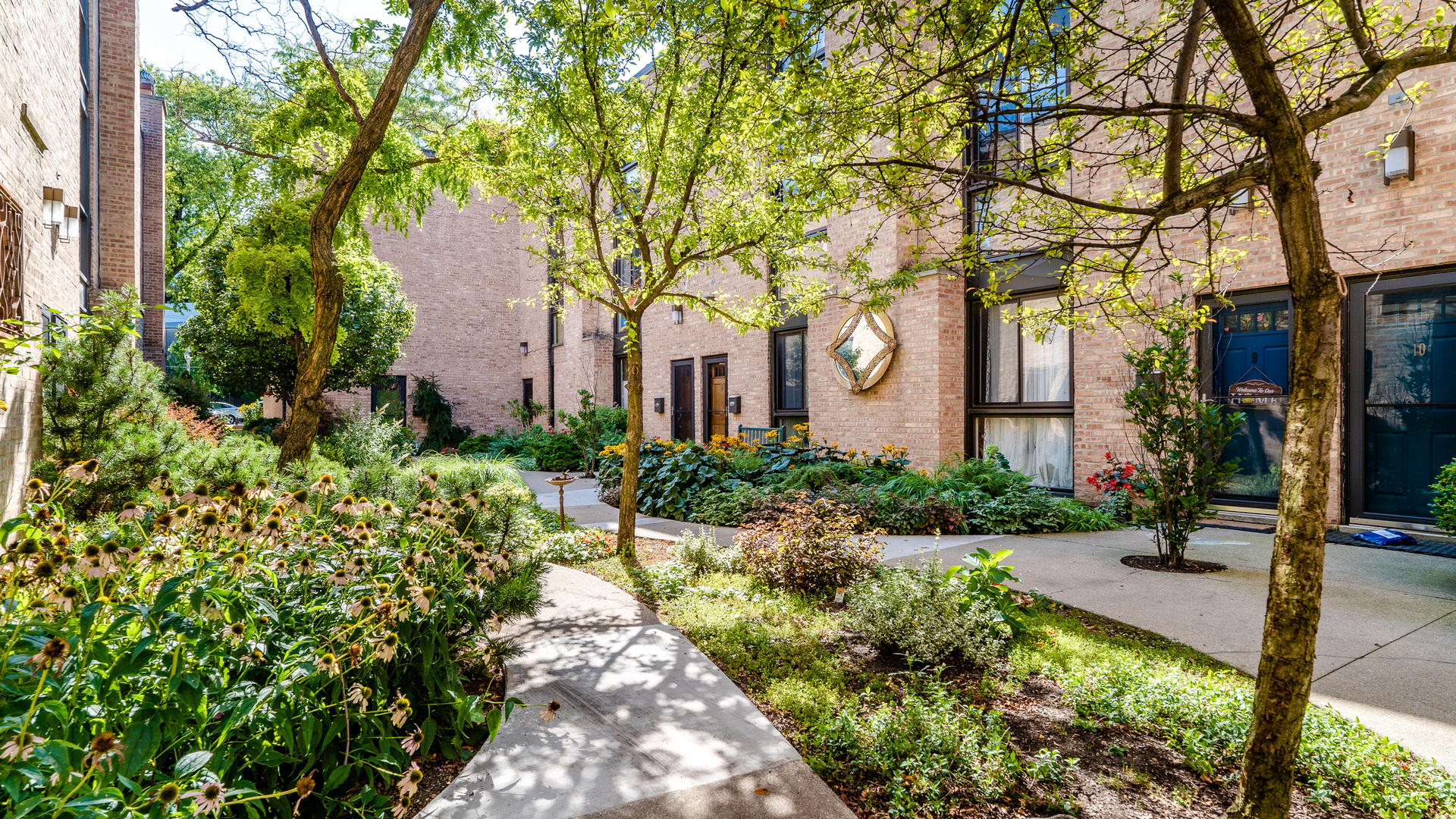 3012 North Waterloo Court, Unit 13 Chicago, IL 60657 - Photo 32 of 37