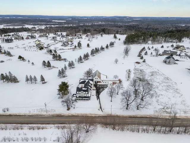 $749,900 | 775 North Parish Road, Turner, ME 04282