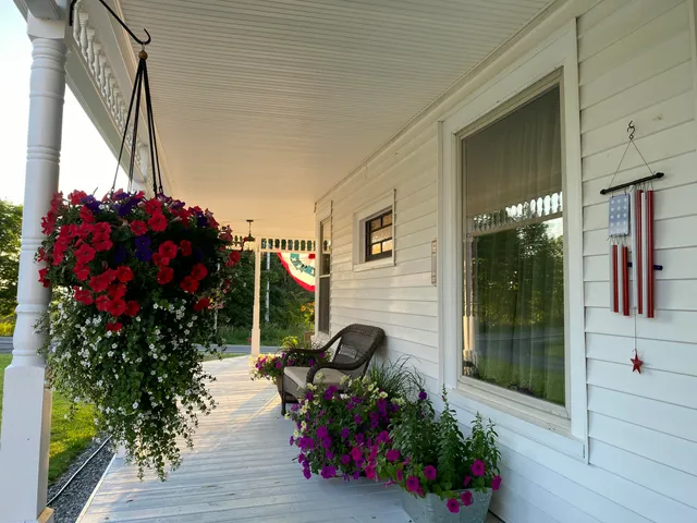 $749,900 | 775 North Parish Road, Turner, ME 04282