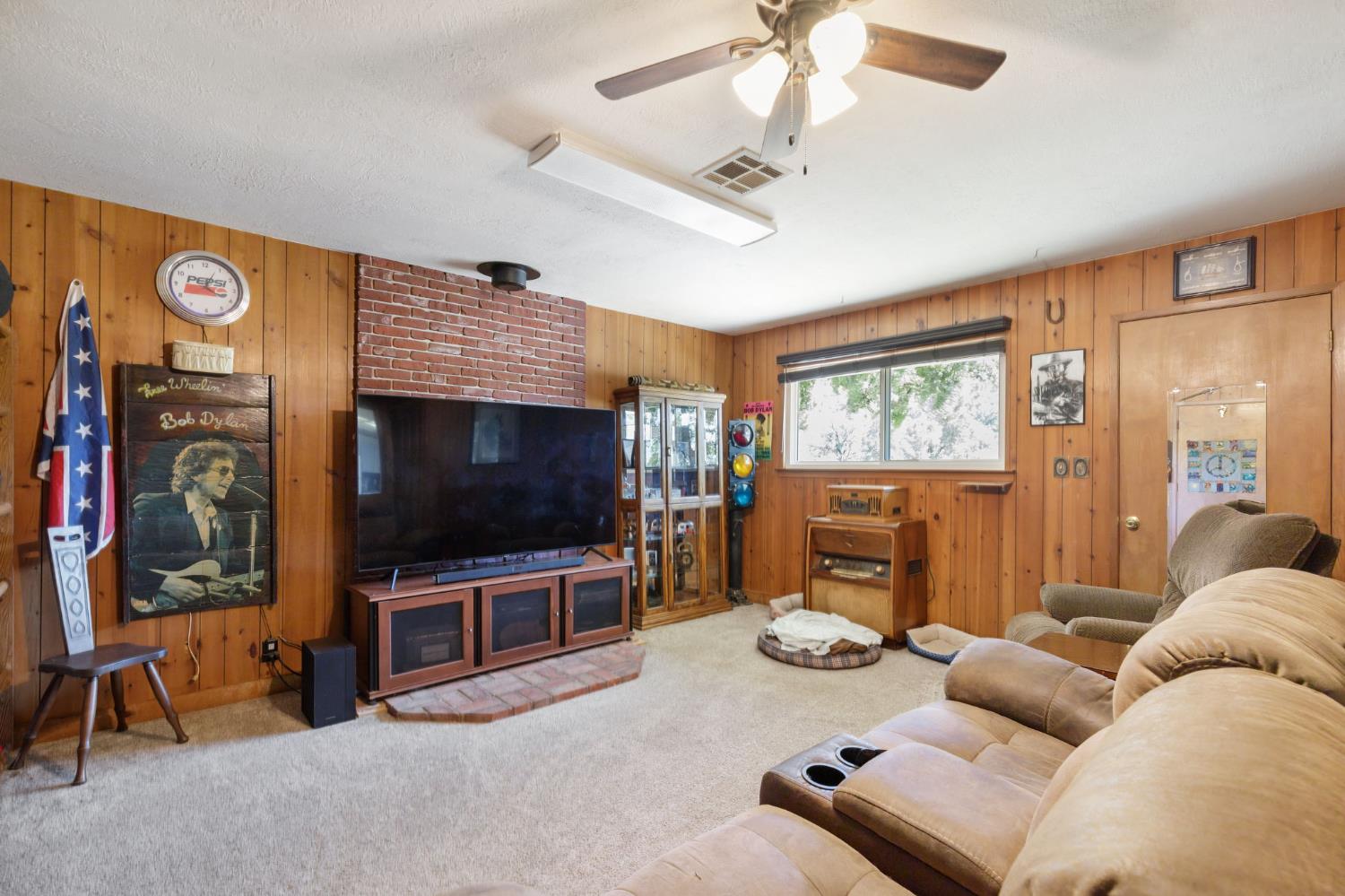 44810 Douglas Road South Coarsegold, CA 93614 - Photo 8 of 54 Gallery Image 8