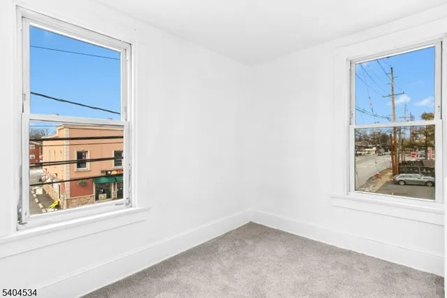 a view of empty room with window