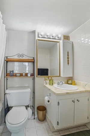 $2,800 | 3450 South Ocean Boulevard, Unit 211, Palm Beach, FL 33480