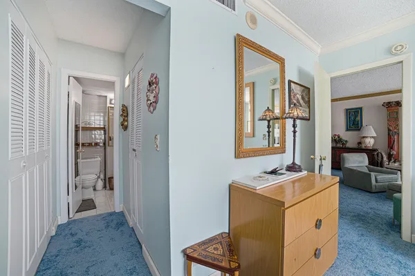 $2,800 | 3450 South Ocean Boulevard, Unit 211, Palm Beach, FL 33480