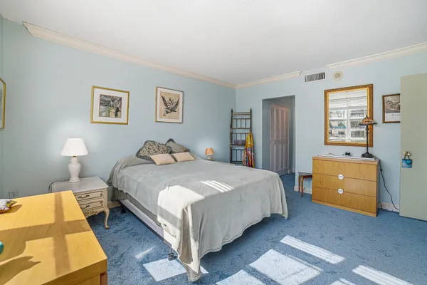 $2,800 | 3450 South Ocean Boulevard, Unit 211, Palm Beach, FL 33480