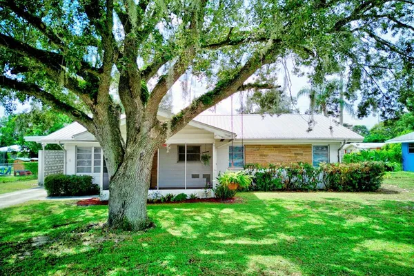 $204,000 | 5 West Wolf Street, Avon Park, FL 33825