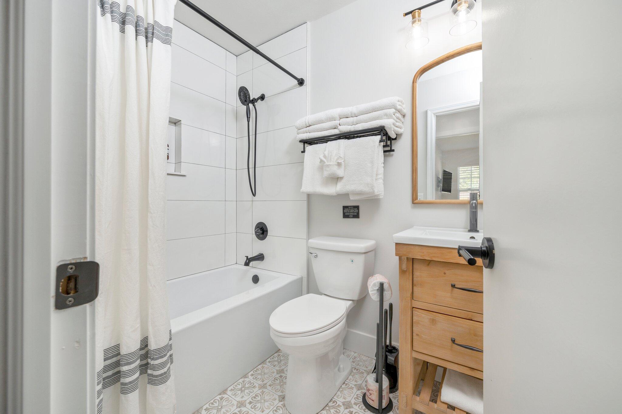 230 Santa Rosa Street Southwest Fort Walton Beach, FL 32548 - Photo 41 of 106 41-web-or-mls-230-santa-rosa-st-sw