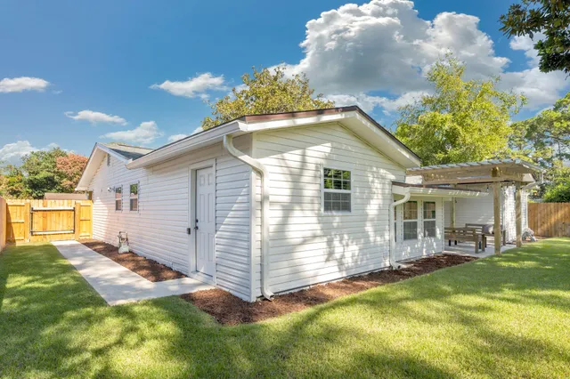 $499,000 | 230 Santa Rosa Street Southwest, Fort Walton Beach, FL 32548