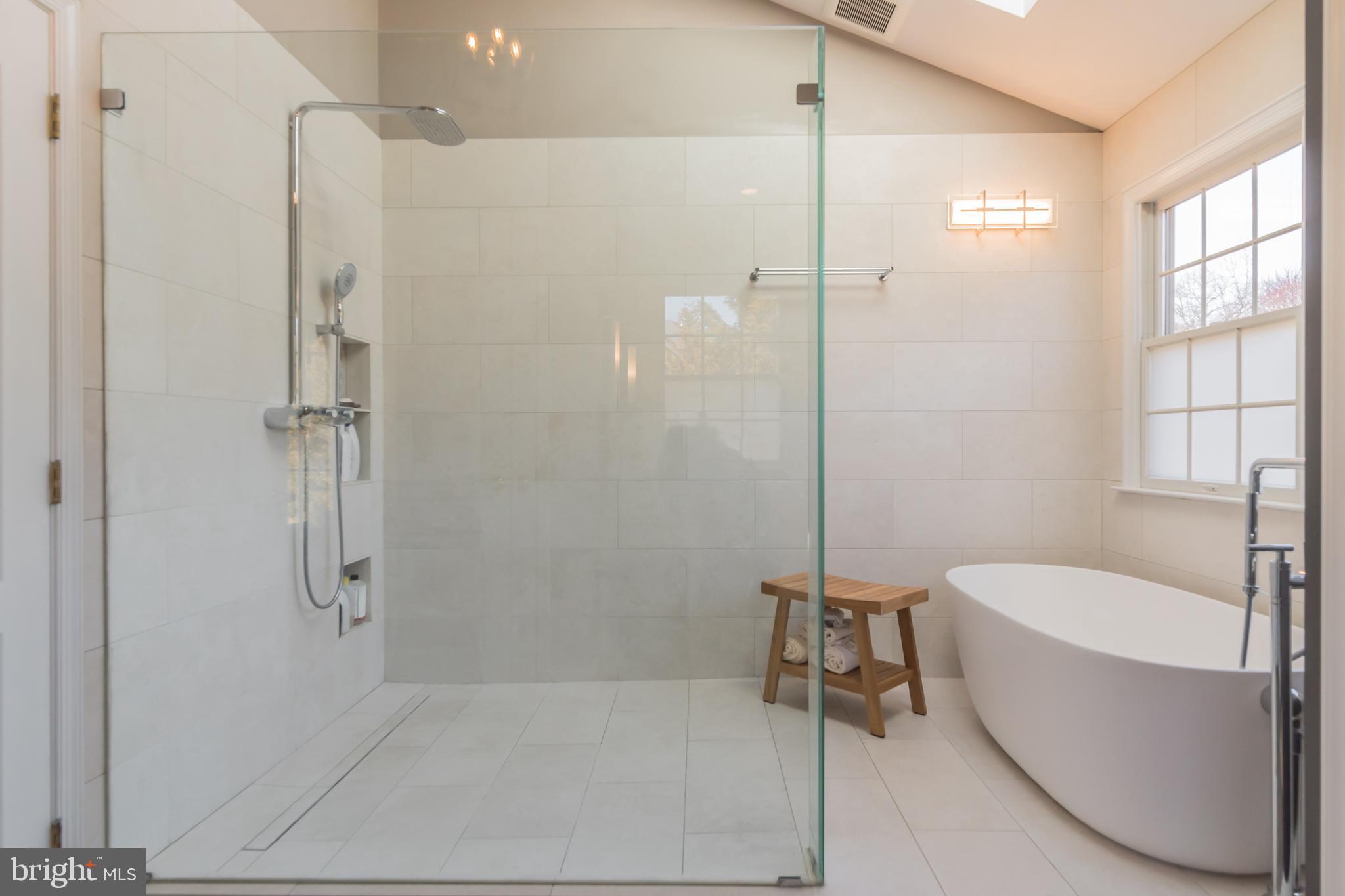 1168 Pebble Spring Drive Berwyn, PA 19312 - Photo 19 of 38 Master Bathroom