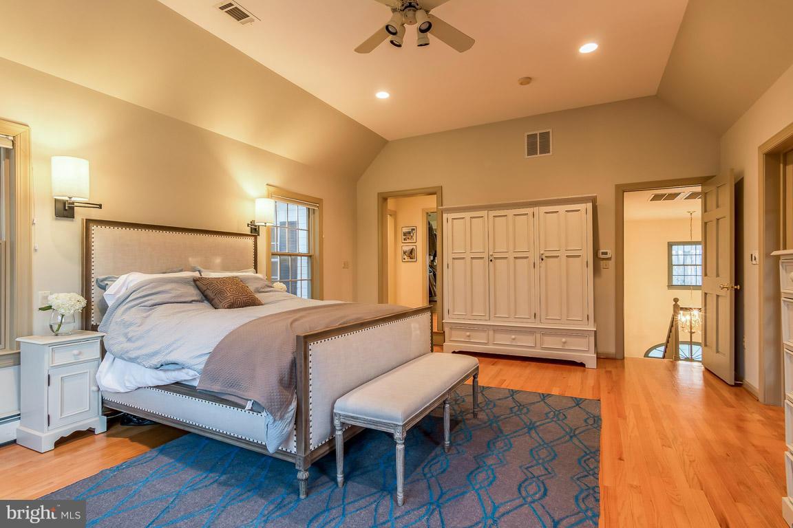 9201 Brink Road Gaithersburg, MD 20882 - Photo 19 of 30 Bedroom (Master)