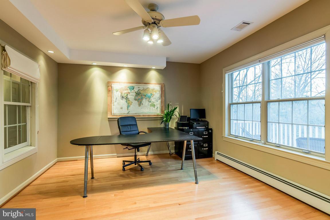 9201 Brink Road Gaithersburg, MD 20882 - Photo 22 of 30 Bedroom (Master)