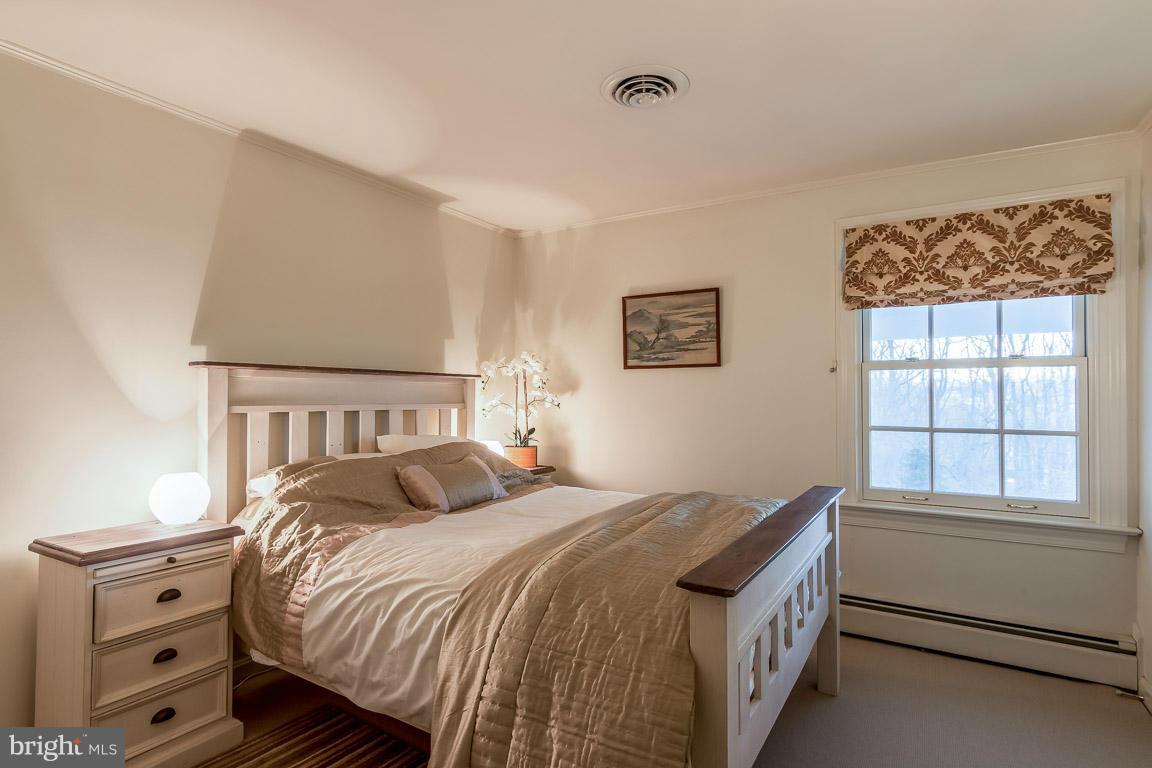 9201 Brink Road Gaithersburg, MD 20882 - Photo 23 of 30 Bedroom