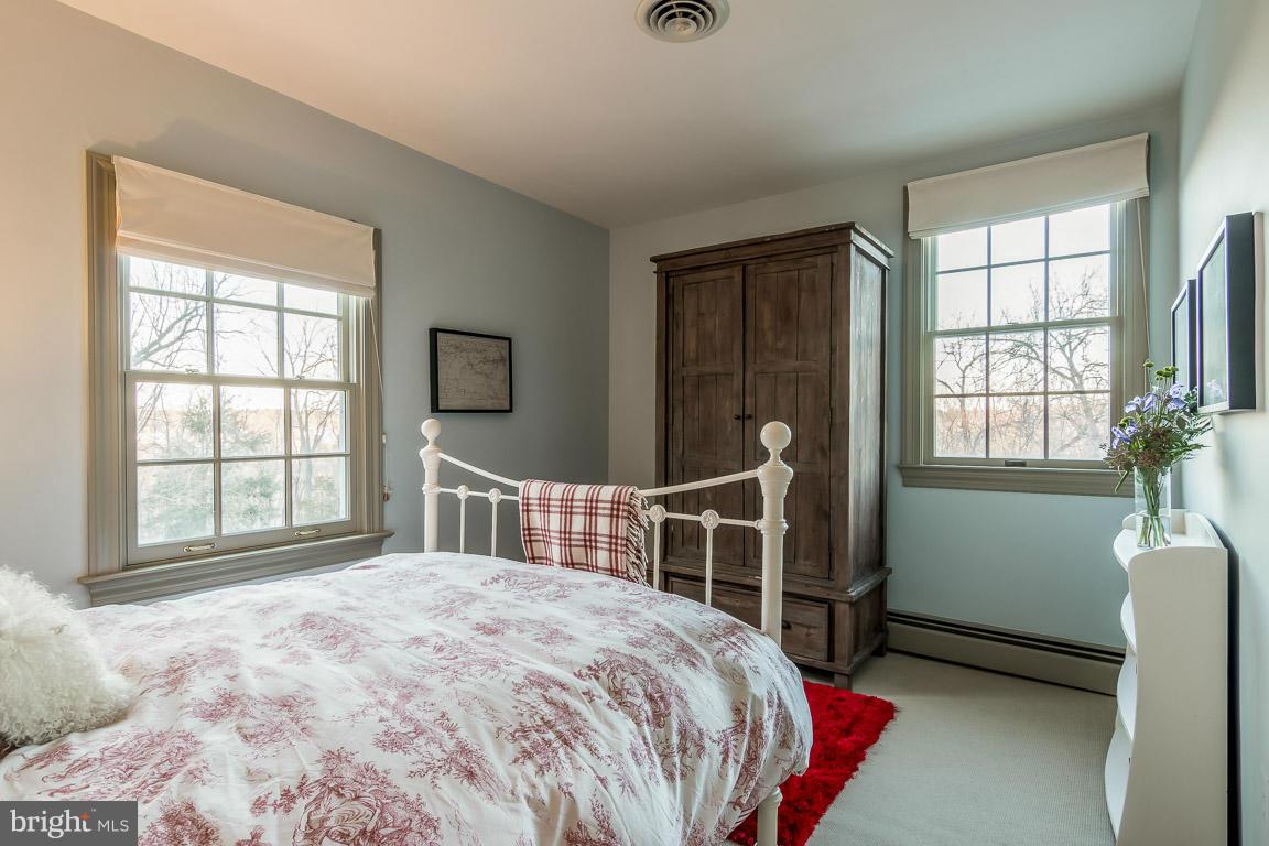 9201 Brink Road Gaithersburg, MD 20882 - Photo 25 of 30 Bedroom