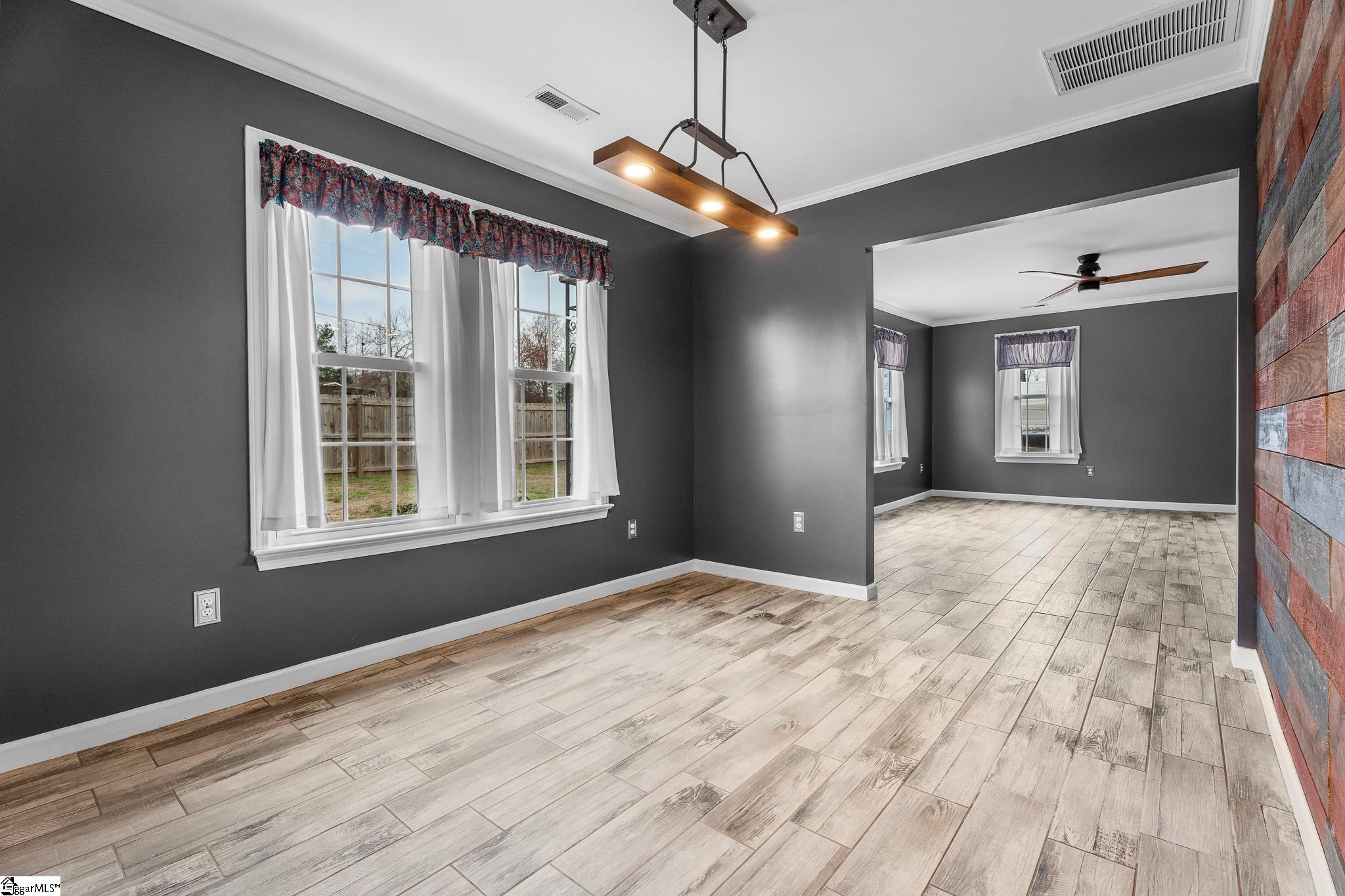 1316 Jameson Road Easley, SC 29640 - Photo 10 of 28