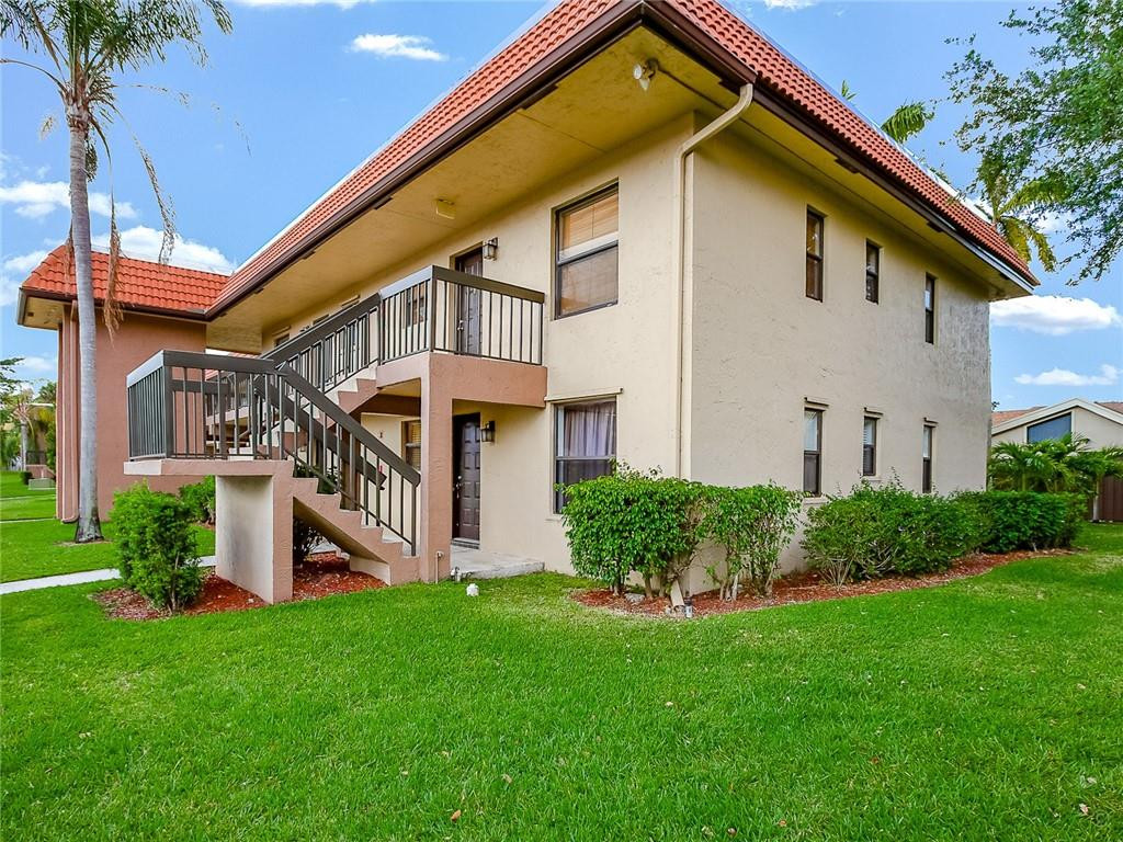 21904 Lake Forest Circle, Unit 105 Boca Raton, FL 33433 - Photo 25 of 30 Photo 25