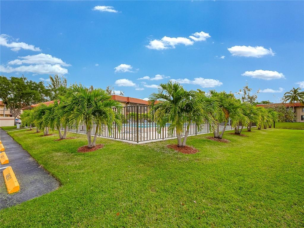 21904 Lake Forest Circle, Unit 105 Boca Raton, FL 33433 - Photo 27 of 30 Photo 27