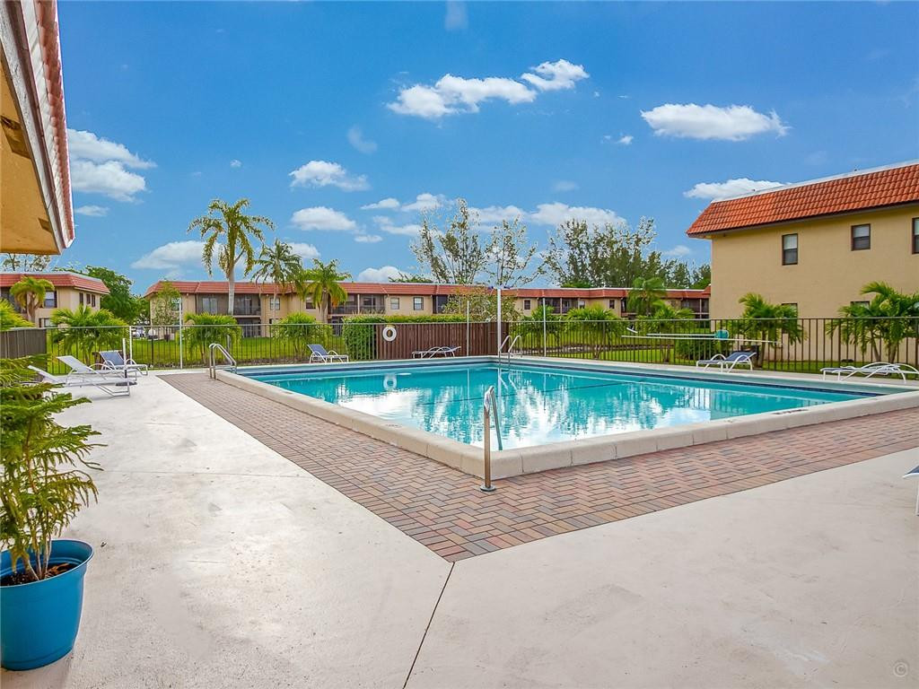 21904 Lake Forest Circle, Unit 105 Boca Raton, FL 33433 - Photo 29 of 30 Photo 29