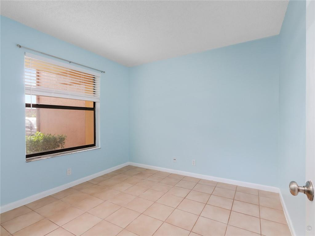 21904 Lake Forest Circle, Unit 105 Boca Raton, FL 33433 - Photo 8 of 30 Photo 8