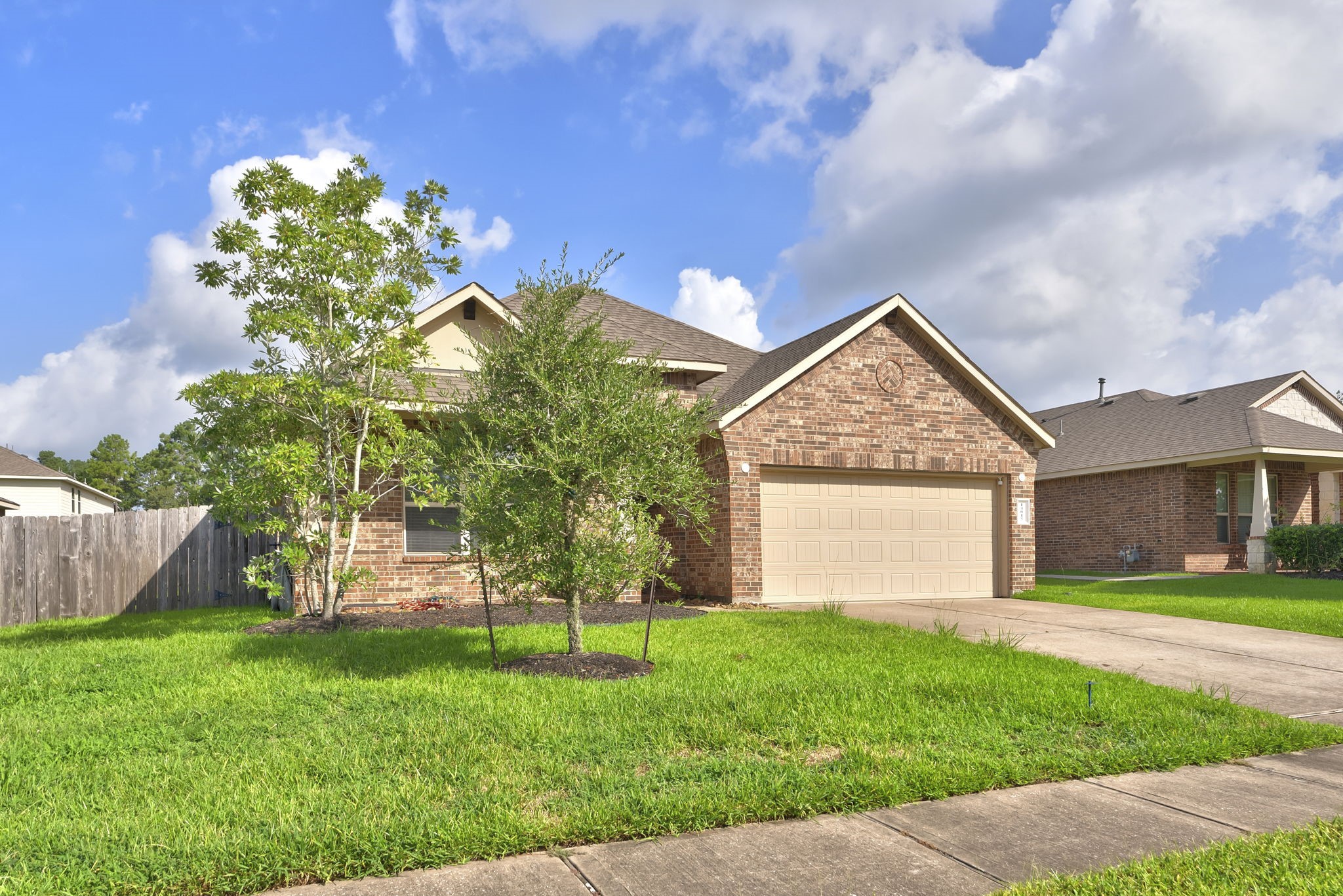14015 Routt Forest Trail Conroe, TX 77384 - Photo 3 of 50 Gallery Image 3