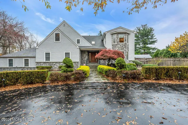 $975,000 | 22 Hickory Lane, Freehold, NJ 07728