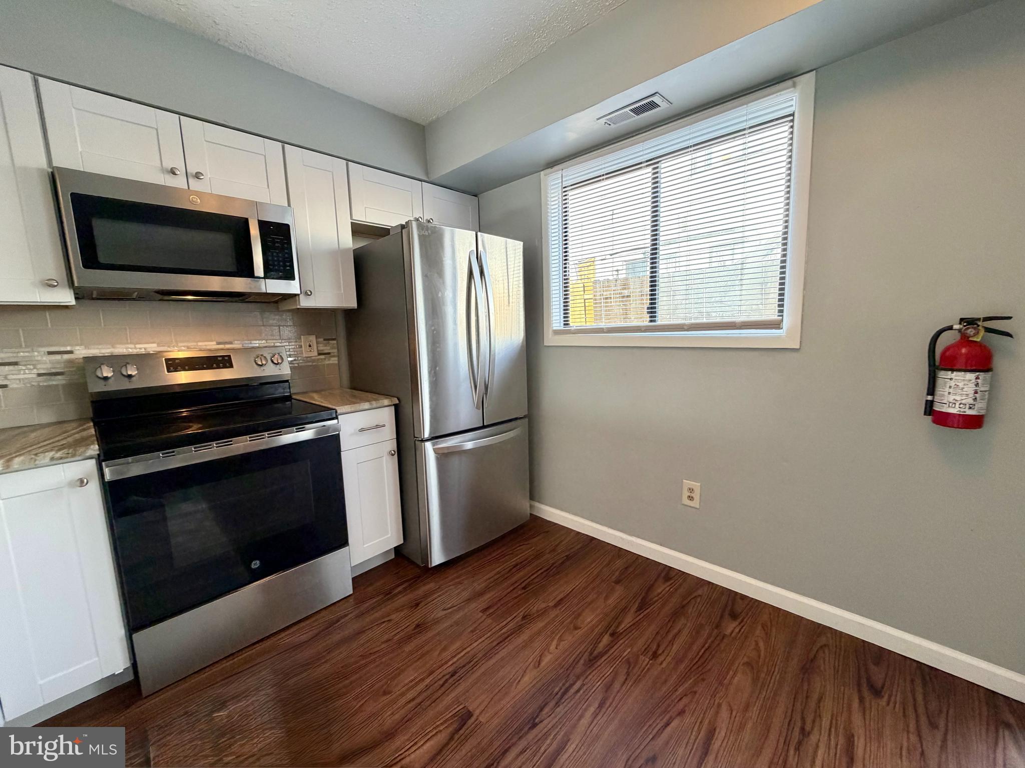 33 Georgetown Road Lindenwold, NJ 08021 - Photo 16 of 27