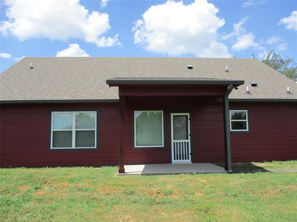 148 Mill Street Emory, TX 75440 - Photo 4 of 28