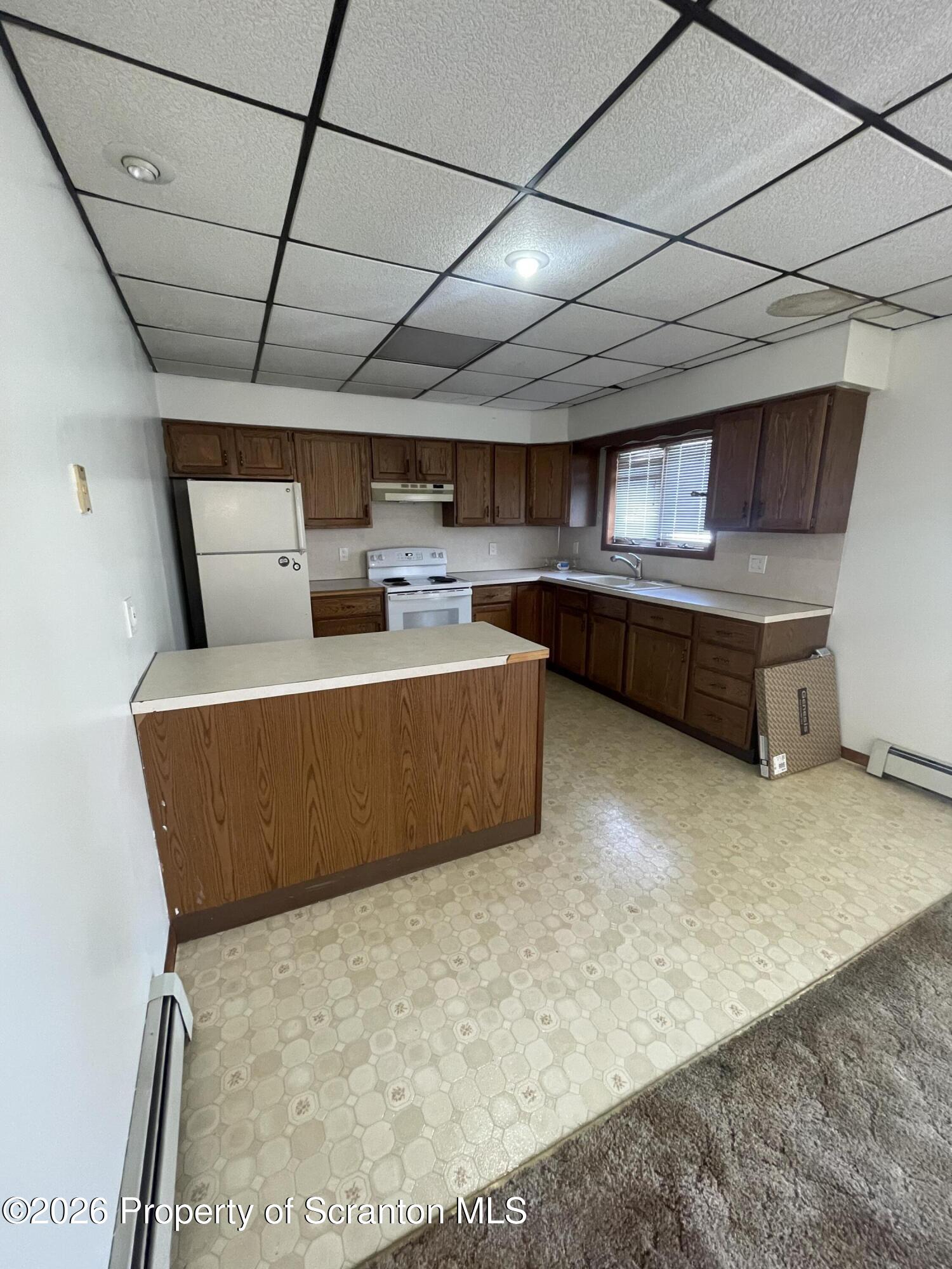 715 Mill Street Dunmore, PA 18512 - Photo 5 of 16 Kitchen