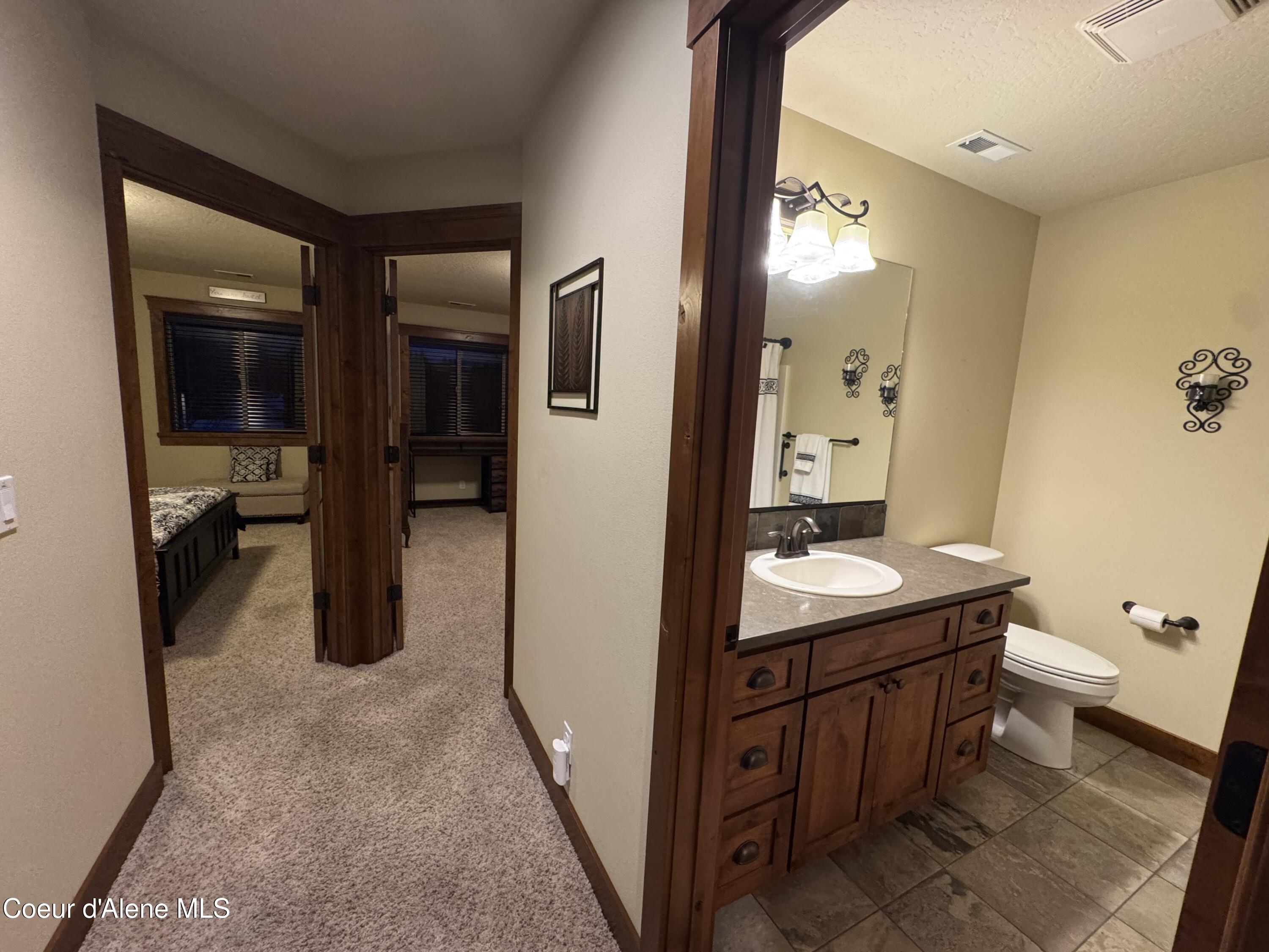 9157 Piper Court Hayden, ID 83835 - Photo 33 of 53 Guestbathroom with 2 Bedrooms