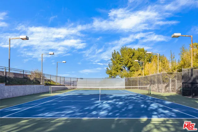 $10,700,000 | 16501 Mulholland Drive, Los Angeles, CA 91436