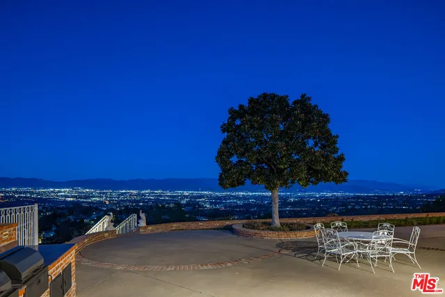 $10,700,000 | 16501 Mulholland Drive, Los Angeles, CA 91436