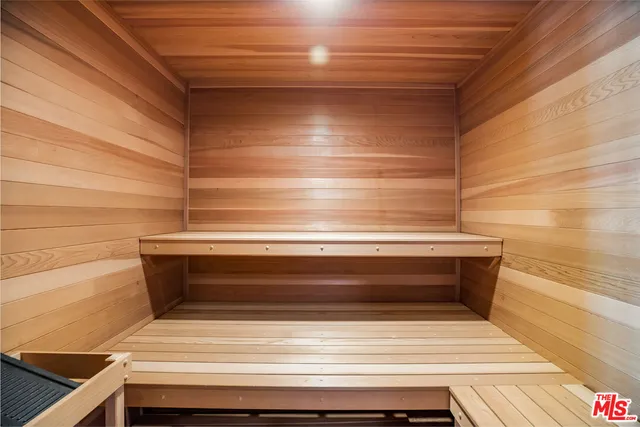 $10,700,000 | 16501 Mulholland Drive, Los Angeles, CA 91436