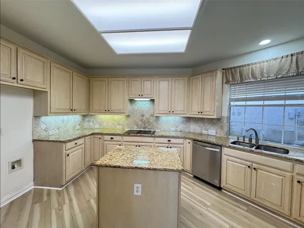 $3,200 | 3720 Southport Drive, Plano, TX 75025