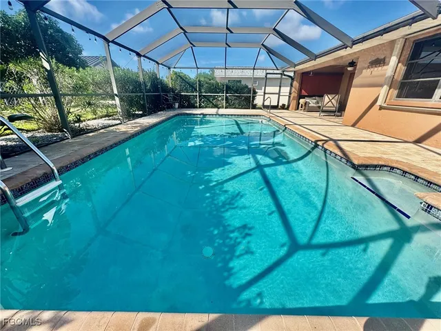 $2,800 | 1220 Southeast 19th Lane, Cape Coral, FL 33990