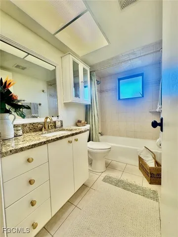 $2,800 | 1220 Southeast 19th Lane, Cape Coral, FL 33990