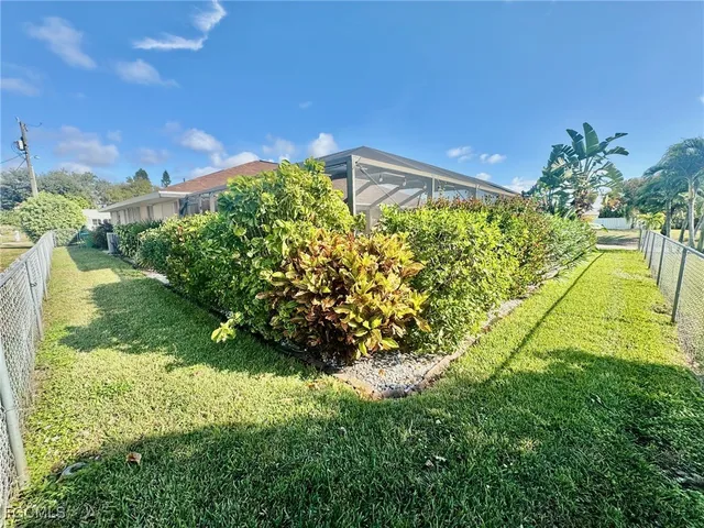 $2,800 | 1220 Southeast 19th Lane, Cape Coral, FL 33990