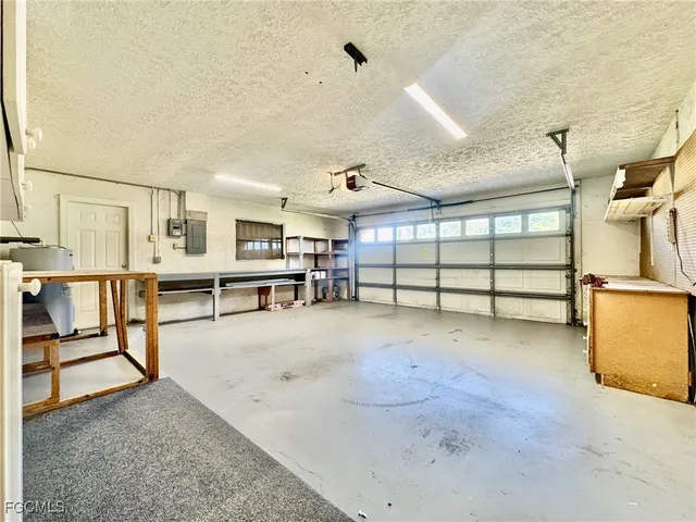 $2,800 | 1220 Southeast 19th Lane, Cape Coral, FL 33990