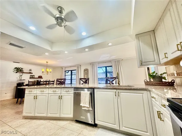 $2,800 | 1220 Southeast 19th Lane, Cape Coral, FL 33990