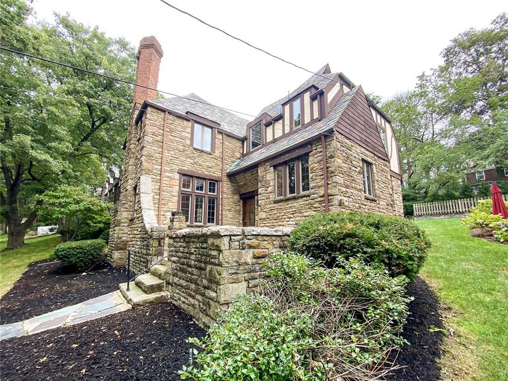 1381 Washington Road Pittsburgh, PA 15228 - Photo 1 of 25 Gallery Image 1