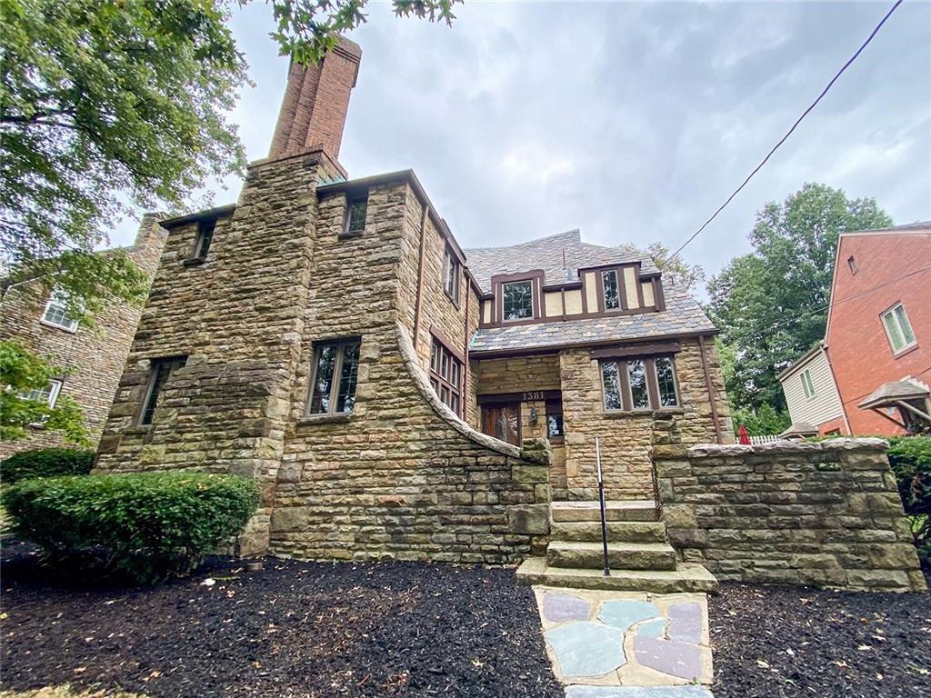 1381 Washington Road Pittsburgh, PA 15228 - Photo 2 of 25 Gallery Image 2