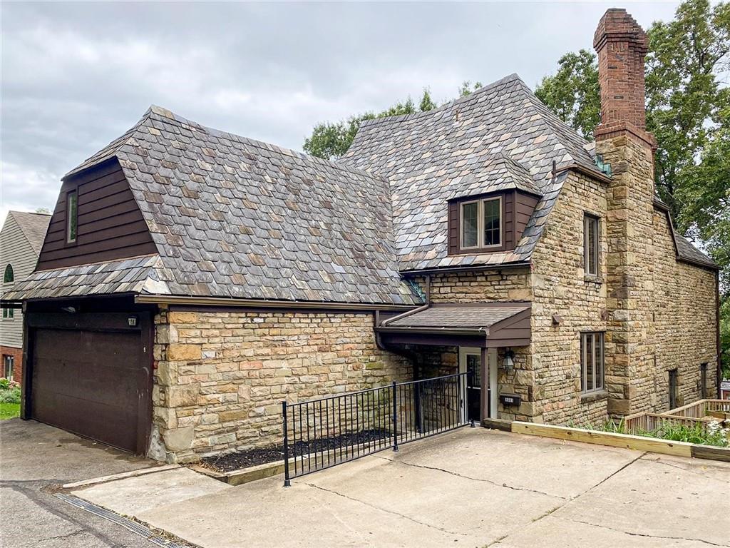 1381 Washington Road Pittsburgh, PA 15228 - Photo 4 of 25 Gallery Image 4
