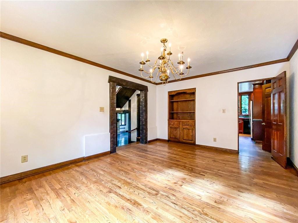 1381 Washington Road Pittsburgh, PA 15228 - Photo 9 of 25 Gallery Image 9