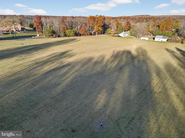 a view of an outdoor space and street view